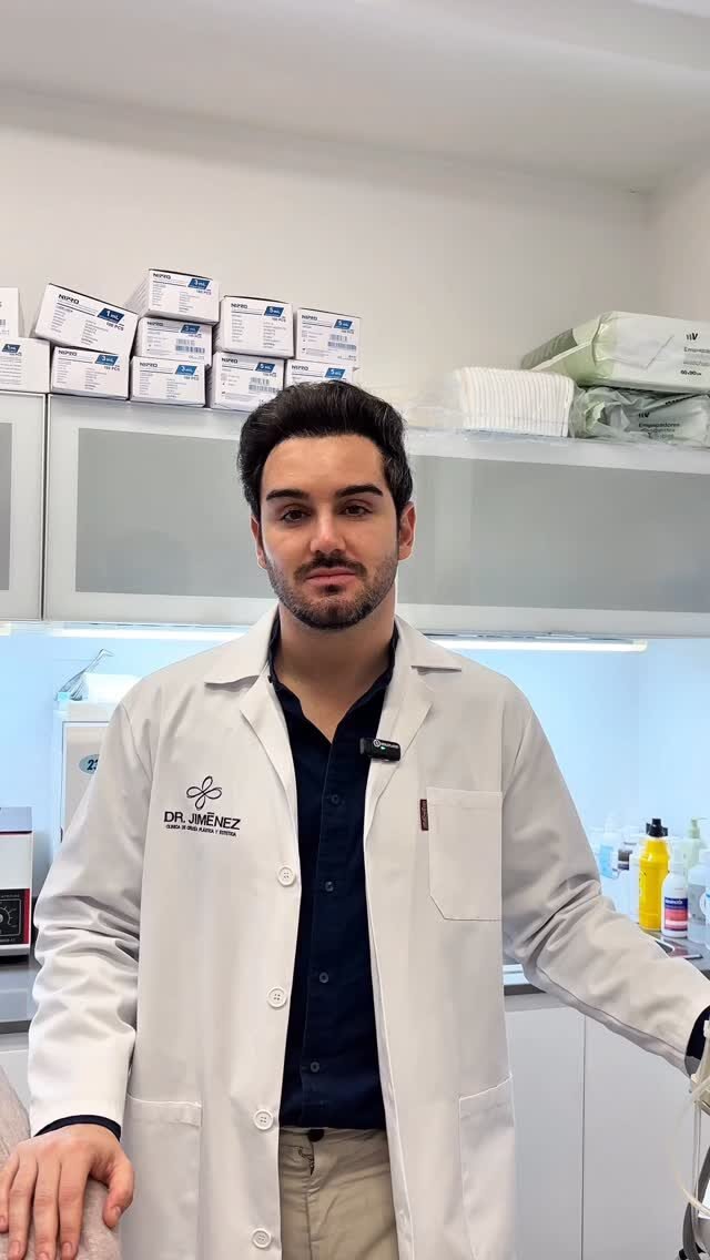 Instagram post from clinicadr.jimenez. This post is in position 2.