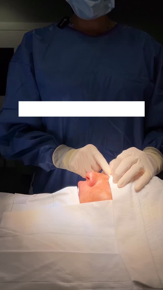 Instagram post from clinicadr.jimenez. This post is in position 1.