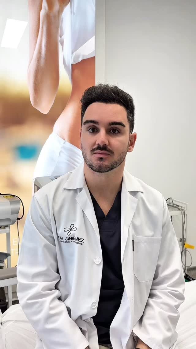 Instagram post from clinicadr.jimenez. This post is in position 0.