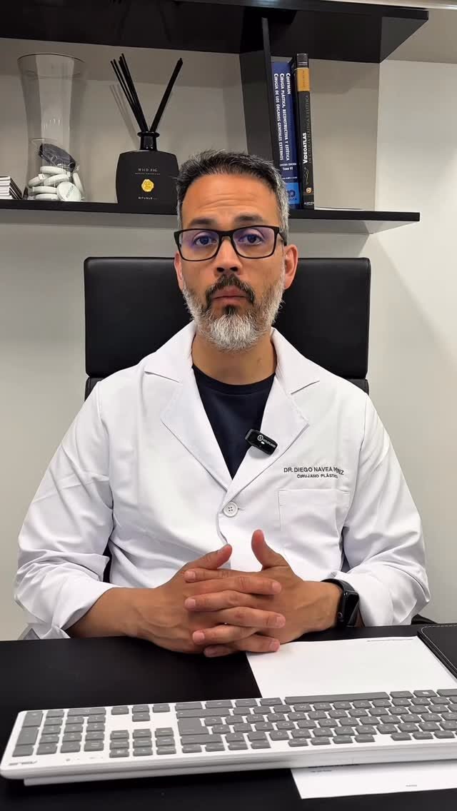 Instagram post from clinicadr.jimenez. This post is in position 1.